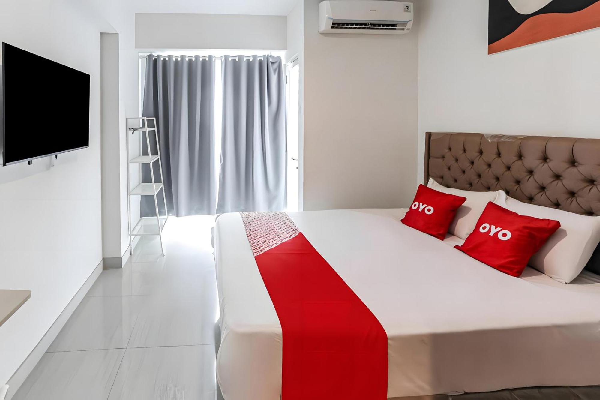 Oyo 93703 F88 Hotel Bekasi Exterior photo