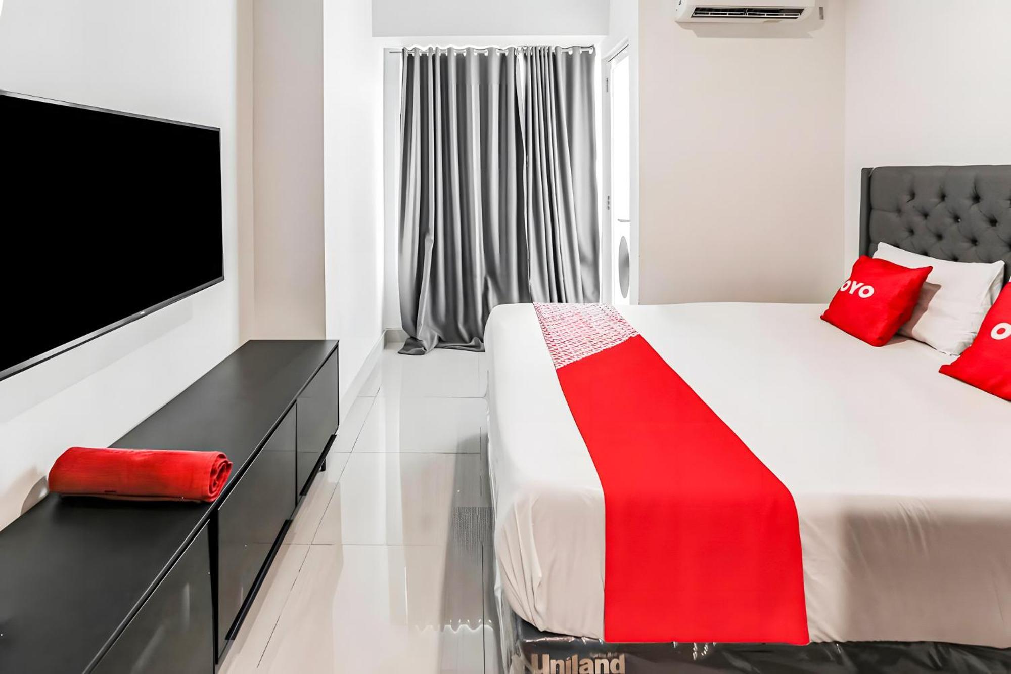 Oyo 93703 F88 Hotel Bekasi Exterior photo